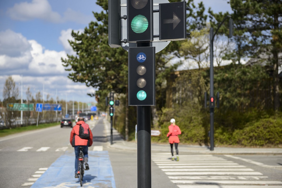 Signal controlled intersections – safe cycling solutions